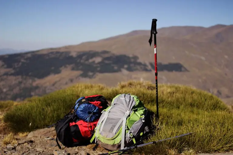 Day Hike Essentials Checklist: A Comprehensive Guide